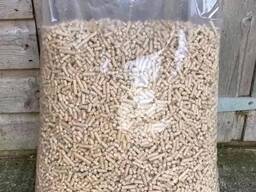 6 mm, 8 mm, 15 kg/25 kg, borovicové a dubové biologické drevené pelety
