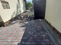 Kladenie zámkovej dlažby a práce s tým spojené: